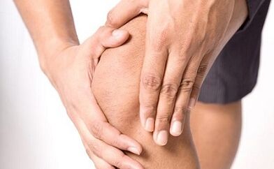 Symptoms of arthrosis of the knee joint
