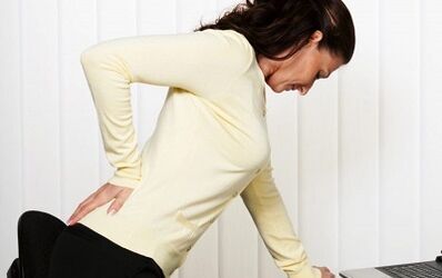 Clinical manifestations of lumbar osteochondosis