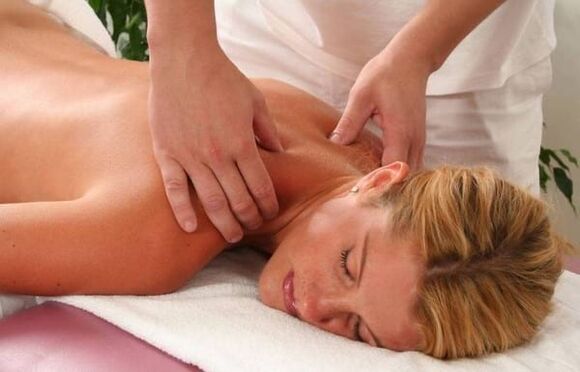 Cervical column massage with osteochondosis